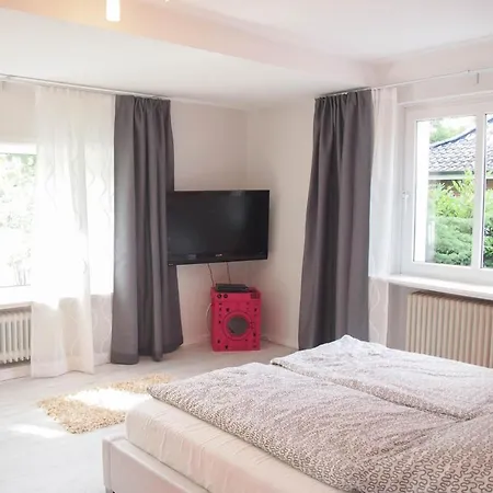 Ferienwohnung Sandstrand Apartment *